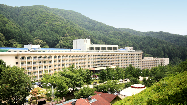 Hanwha Resort Yangpyeong in the foreground.